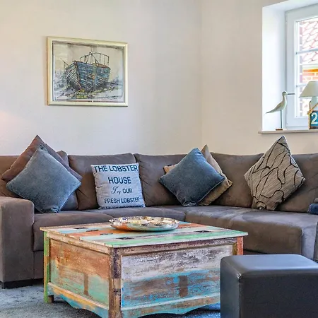 Fischhuus بيت للعطل