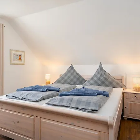 Fischhuus بيت للعطل *